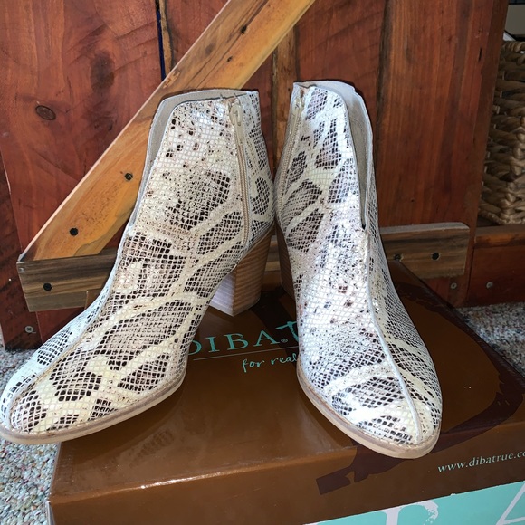 Diba True Snakeskin Booties - Picture 6 of 7